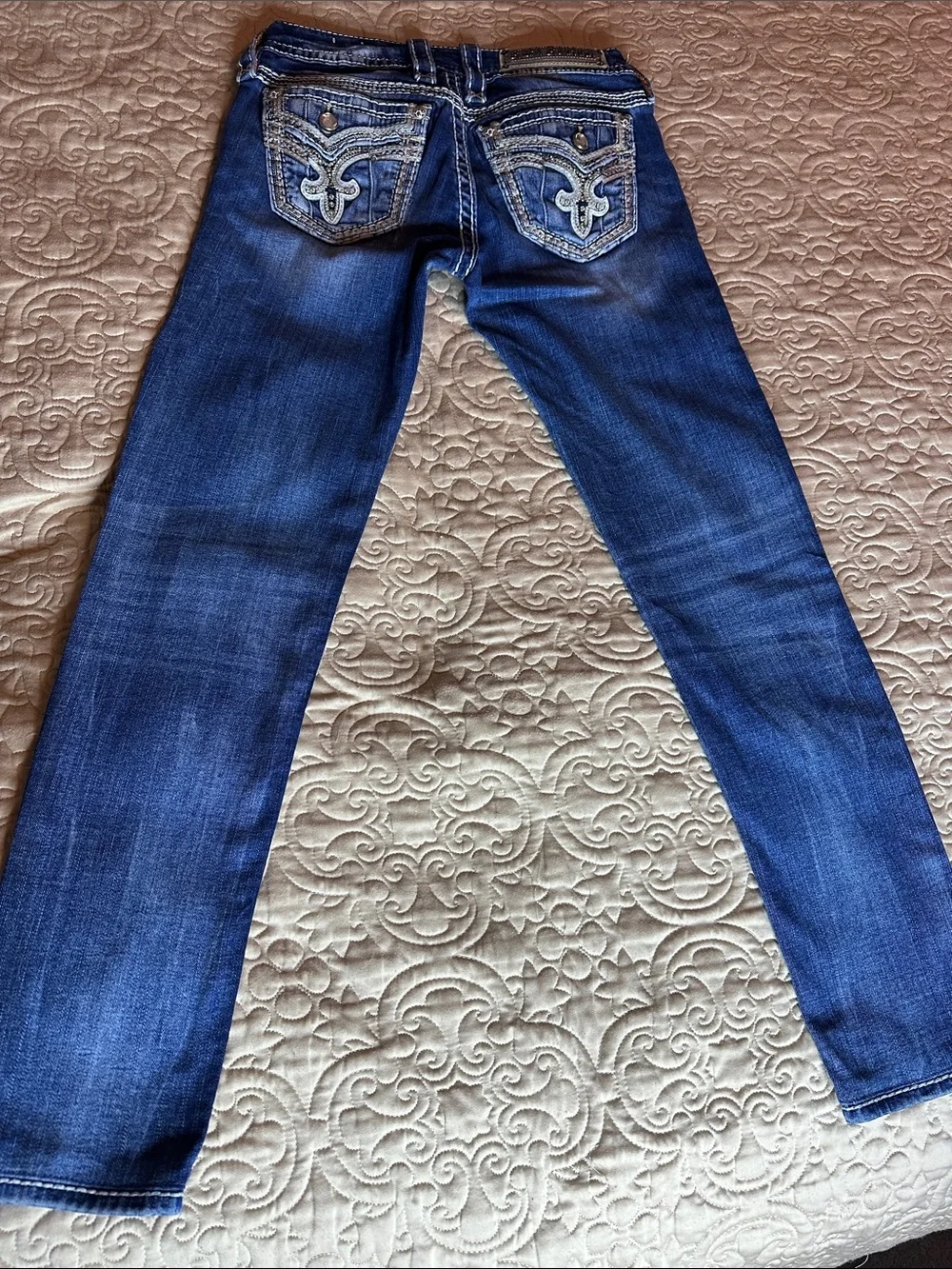 Rock Revival 26” waist 29” inseam CodeDark Blue Women's Embellishmed details